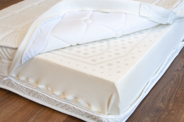 dettaglio materasso lattice sfoderabile