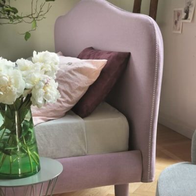 dettaglio testata letto matrimoniale camilla punto cavallo