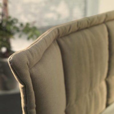 dettaglio testata maya letto matrimoniale