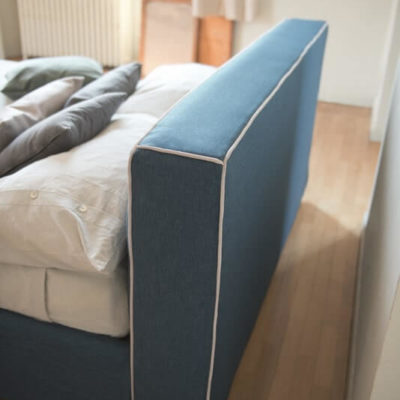 testata letto matrimoniale elisabeth tessuto blu